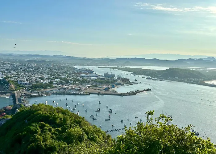 302 Excelente apto muy Cerca de Playa Mazatlán